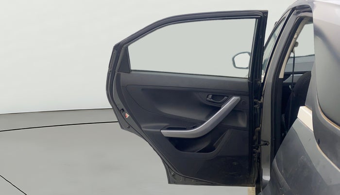 2022 Tata NEXON XM SUNROOF PETROL, Petrol, Manual, 23,108 km, LHS Rear Door