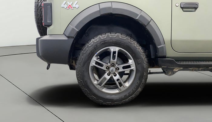 2021 Mahindra Thar LX PETROL HT 4WD AT, Petrol, Automatic, 81,634 km, Right Rear Wheel