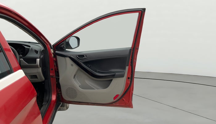 2019 Tata NEXON XM PETROL, Petrol, Manual, 75,193 km, RHS Front Door