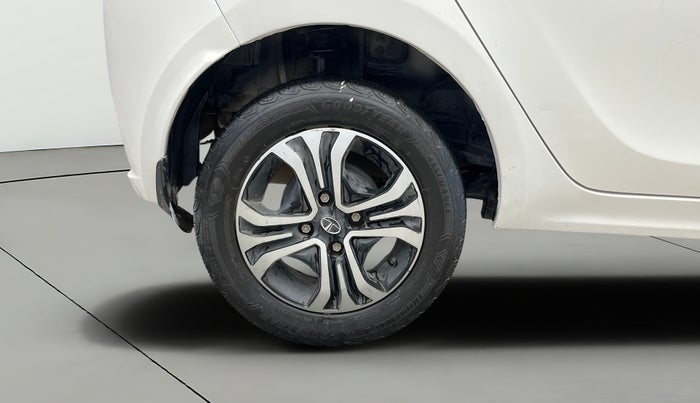 2022 Tata Tiago XZ PLUS CNG, CNG, Manual, 30,379 km, Right Rear Wheel