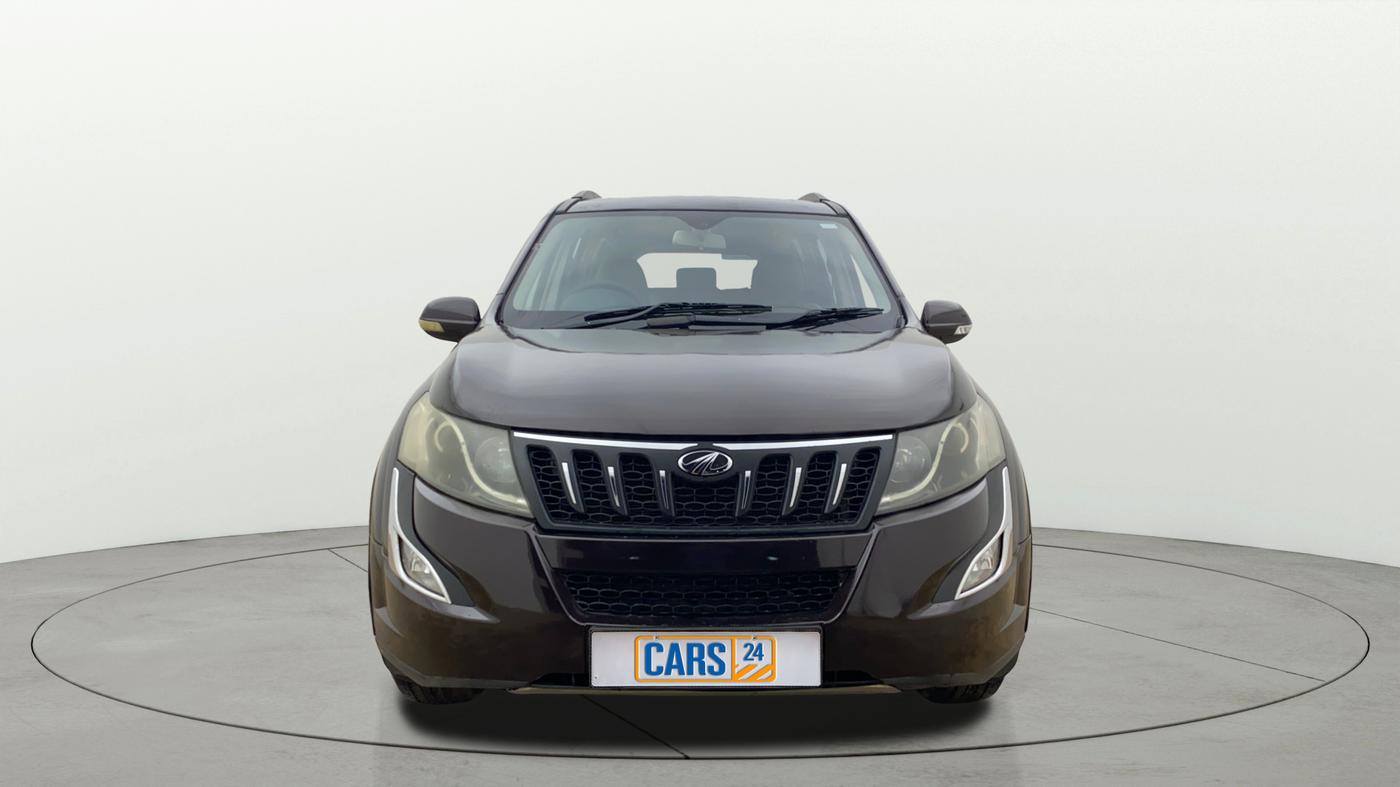 2017 Mahindra XUV500 W10, Diesel, Manual, 84,001 km, Front