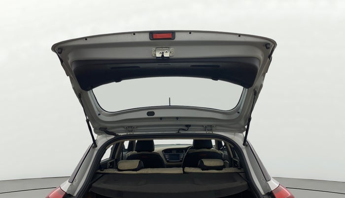 2016 Hyundai Elite i20 ASTA 1.2, Petrol, Manual, 72,584 km, Boot Door Open