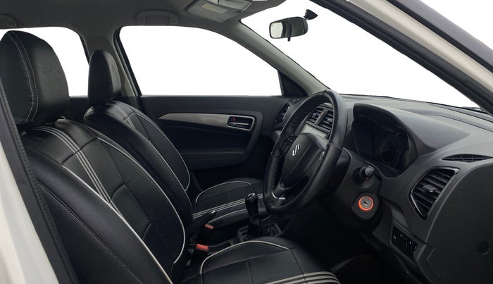 2018 Maruti Vitara Brezza ZDI, Diesel, Manual, 52,629 km, Right Side Front Door Cabin