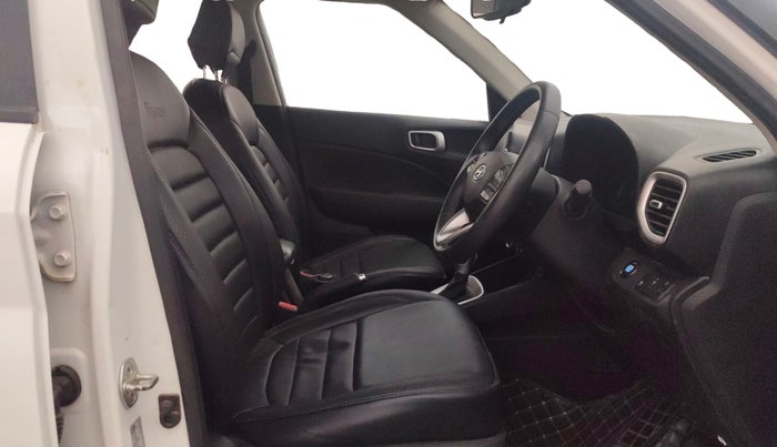 2019 Hyundai VENUE SX PLUS 1.0 TURBO DCT, Petrol, Automatic, 99,740 km, Right Side Front Door Cabin