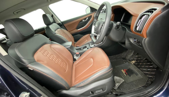 2022 Hyundai ALCAZAR 2.0 SIGNATURE MT 6STR, Petrol, Manual, 38,289 km, Right Side Front Door Cabin