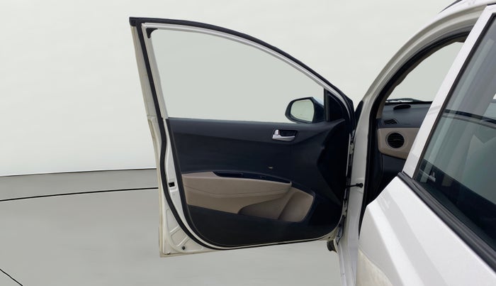 2016 Hyundai Grand i10 SPORTZ 1.2 KAPPA VTVT, Petrol, Manual, 73,693 km, LHS Front Door