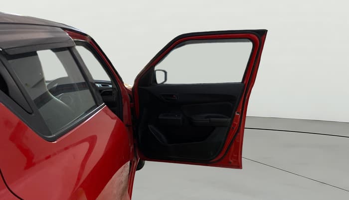 2023 Maruti Swift LXI, Petrol, Manual, 37,663 km, RHS Front Door