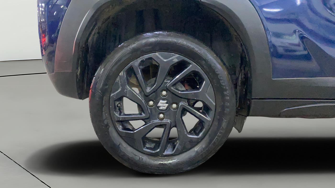 2023 Maruti FRONX DELTA PLUS 1.2L AGS, Petrol, Automatic, 48,514 km, Right Rear Wheel