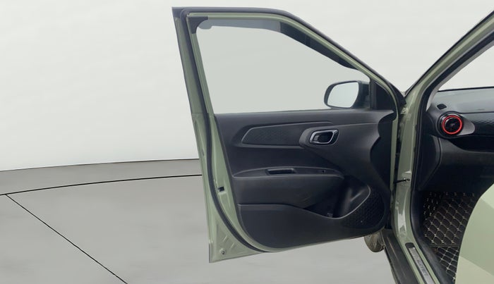 2024 Hyundai EXTER SX (O) Connect 1.2 MT Knight Edition Dual Tone, Petrol, Manual, 14,737 km, LHS Front Door