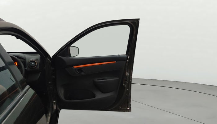 2017 Renault Kwid CLIMBER 1.0, Petrol, Manual, 56,146 km, RHS Front Door