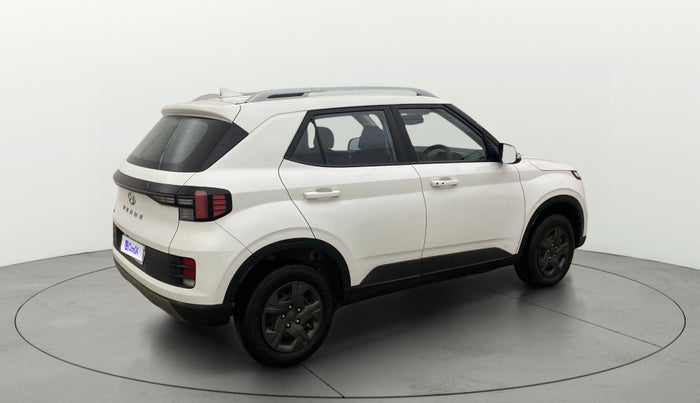 2023 Hyundai VENUE SX 1.2 PETROL, Petrol, Manual, 15,640 km, Right Back Diagonal