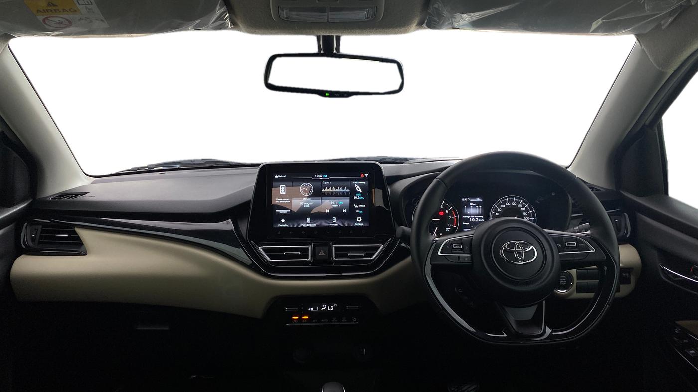 2025 Toyota Glanza V AMT, Petrol, Automatic, 2,344 km, Dashboard
