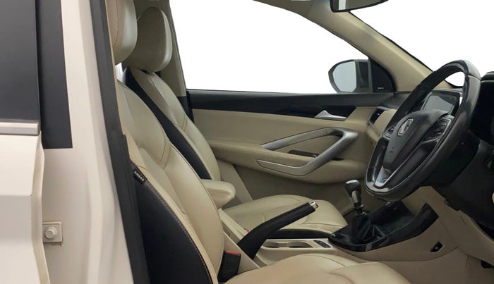 2021 MG HECTOR SHARP HYBRID 1.5 PETROL, Petrol, Manual, 62,222 km, Right Side Front Door Cabin