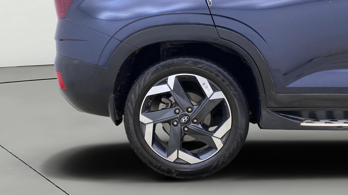 2023 Hyundai ALCAZAR  SIGNATURE (O) DCT 1.5 PETROL 7STR, Petrol, Automatic, 36,394 km, Right Rear Wheel