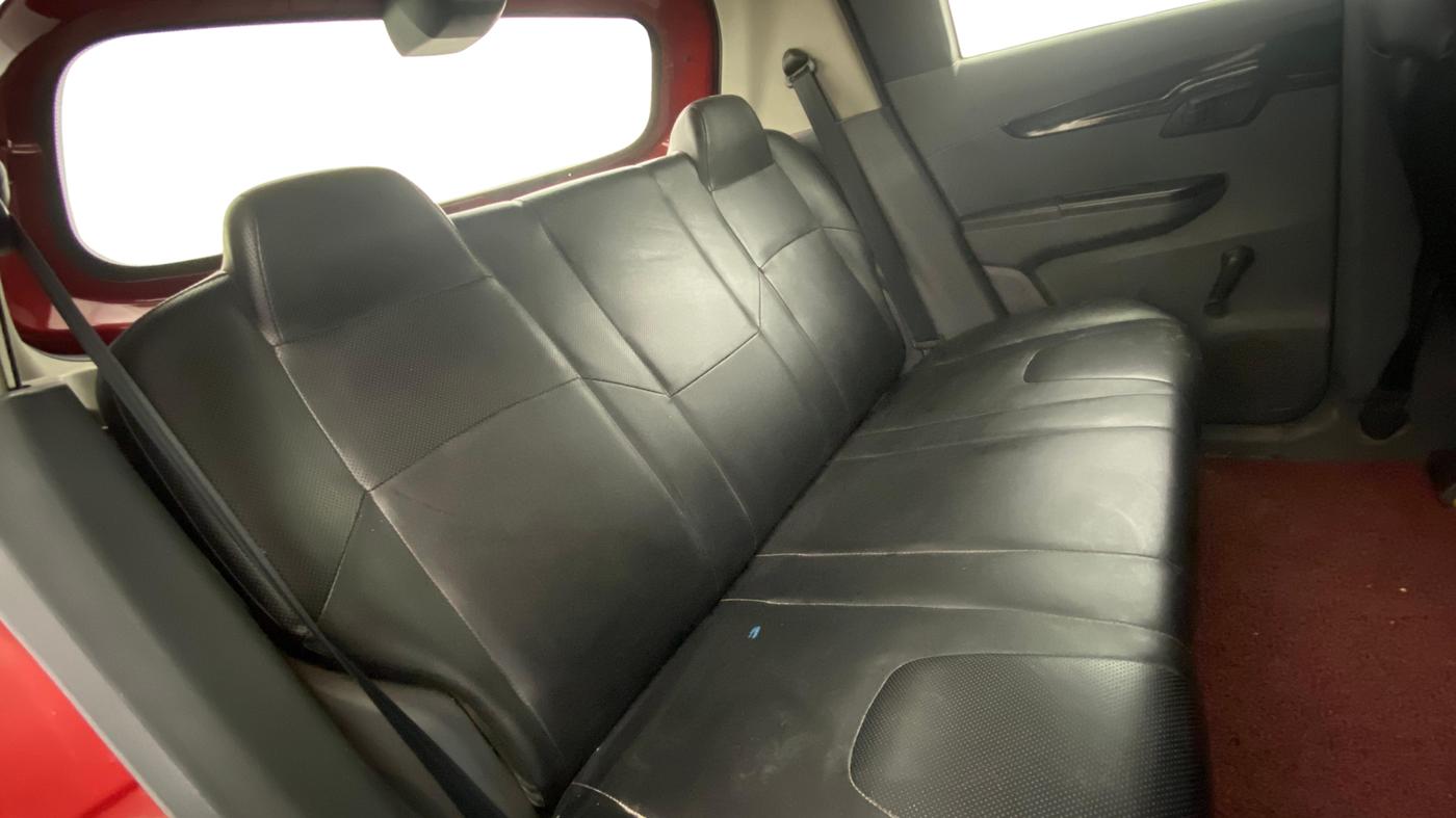2018 Mahindra KUV 100 NXT K2 P 6 STR, Petrol, Manual, 55,096 km, Right Side Rear Door Cabin