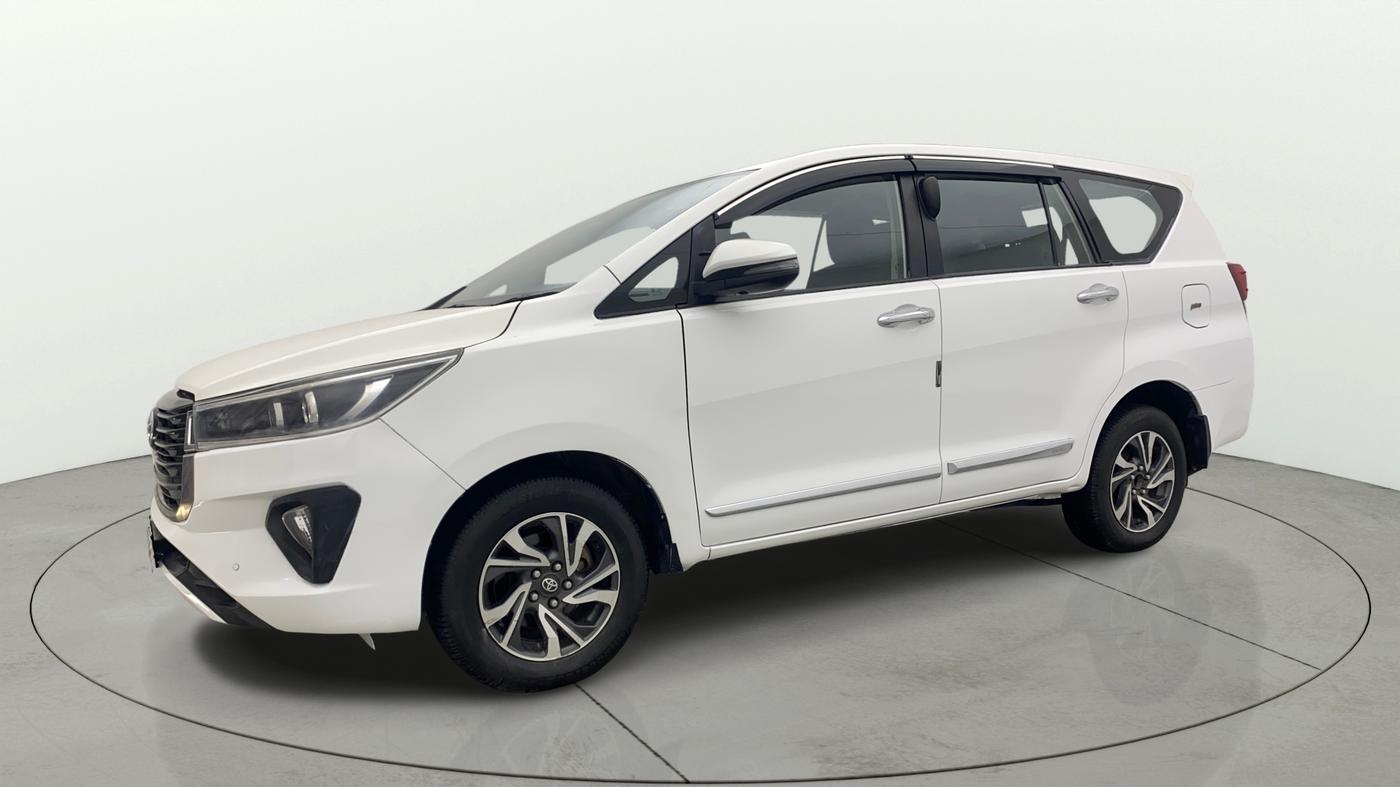 2022 Toyota Innova Crysta 2.7 VX 7 STR, Petrol, Manual, 70,083 km, Left Front Diagonal