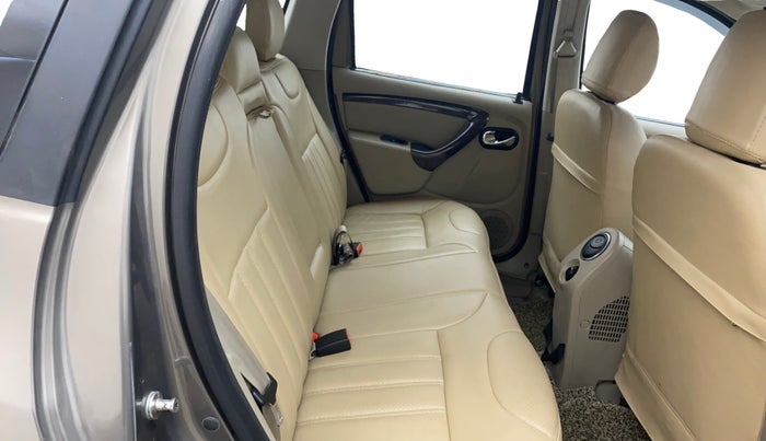 2015 Nissan Terrano XV D THP PREMIUM 110 PS, Diesel, Manual, 1,09,754 km, Right Side Rear Door Cabin