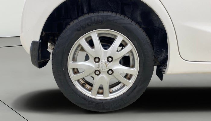 2015 Honda Brio VX AT, Petrol, Automatic, 82,622 km, Right Rear Wheel