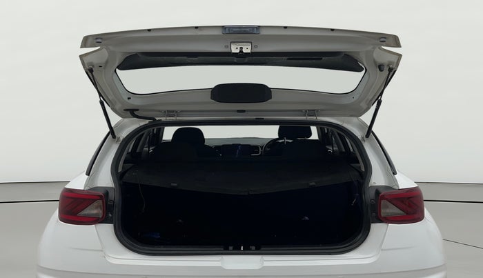 2021 Hyundai VENUE S 1.2, Petrol, Manual, 53,312 km, Boot Door Open