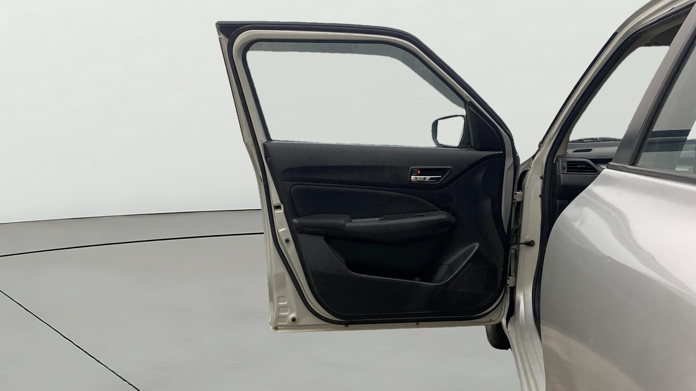 2021 Maruti Swift VXI, Petrol, Manual, 74,982 km, LHS Front Door