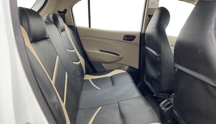 2021 Hyundai NEW SANTRO SPORTZ EXECUTIVE MT CNG, CNG, Manual, 79,520 km, Right Side Rear Door Cabin