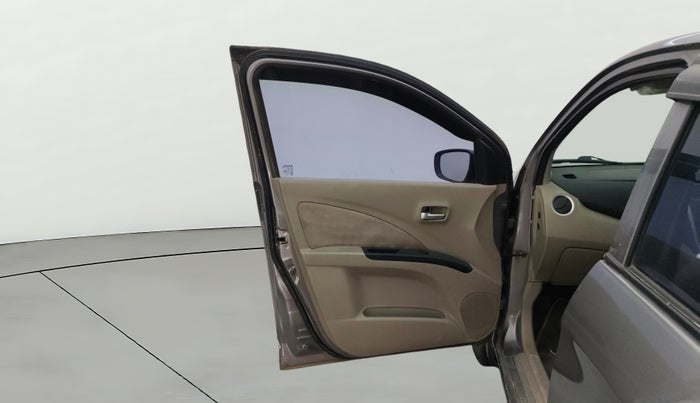 2017 Maruti Celerio ZXI AMT, CNG, Automatic, 98,088 km, LHS Front Door