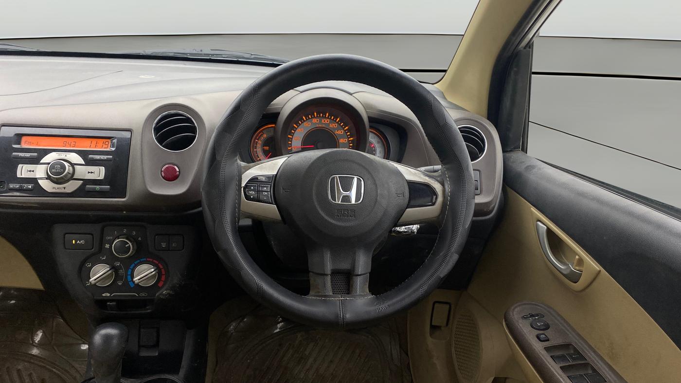 2013 Honda Brio VX AT, Petrol, Automatic, 78,021 km, Steering Wheel Close Up
