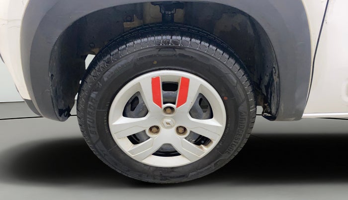 2015 Renault Kwid RXT 0.8, Petrol, Manual, 77,936 km, Left Front Wheel