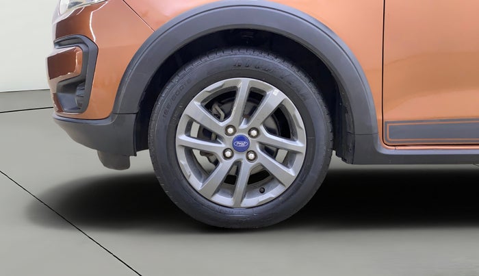 2018 Ford FREESTYLE TITANIUM 1.2 PETROL, Petrol, Manual, 27,422 km, Left Front Wheel