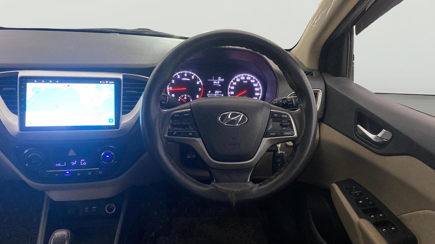 2019 Hyundai Verna 1.4 EX PETROL, Petrol, Manual, 51,218 km, Steering Wheel Close Up