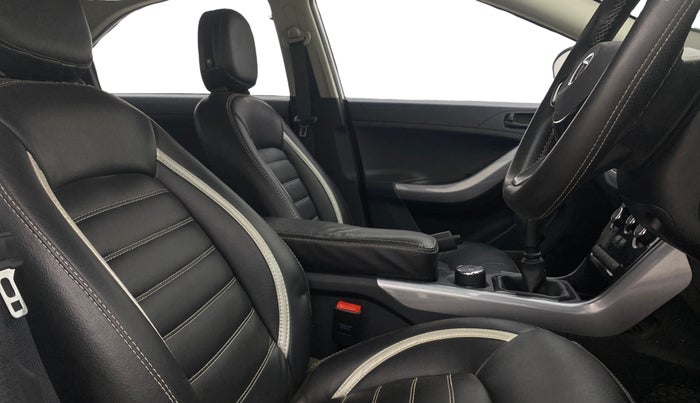 2023 Tata NEXON XM PETROL, Petrol, Manual, 26,730 km, Right Side Front Door Cabin