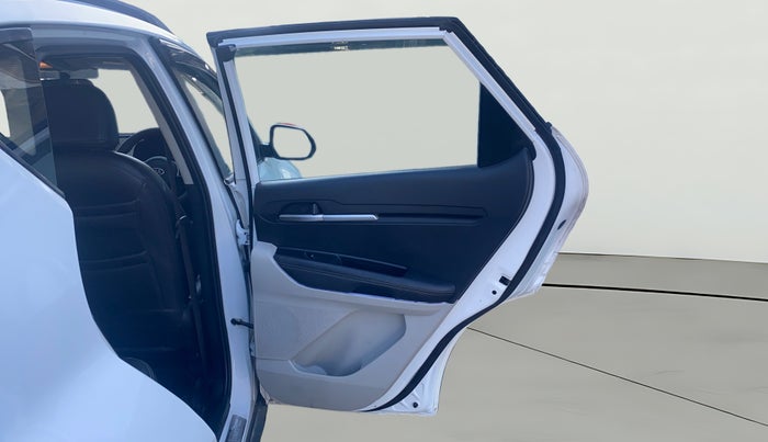 2020 KIA SONET HTX 1.0 IMT, Petrol, Manual, 58,454 km, RHS Rear Door