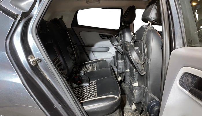 2020 Tata ALTROZ XT PETROL, Petrol, Manual, 39,336 km, Right Side Rear Door Cabin