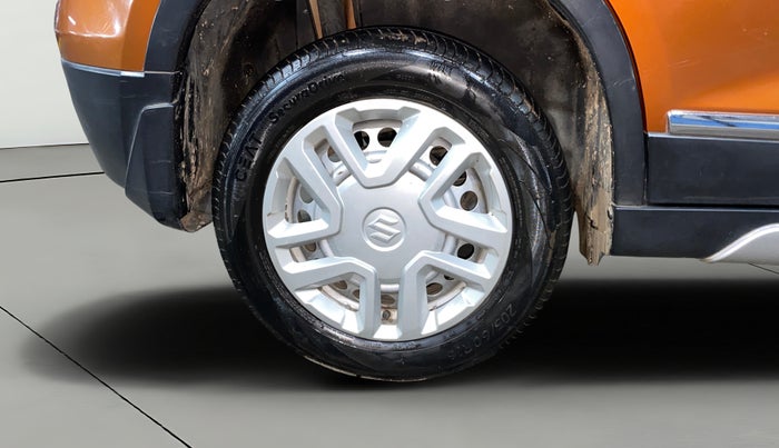 2022 Maruti Vitara Brezza LXI, Petrol, Manual, 24,214 km, Right Rear Wheel