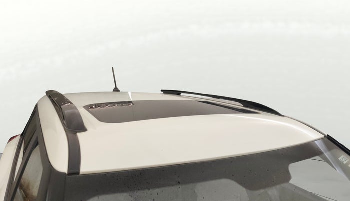 2022 Mahindra XUV300 W6 1.2 PETROL AMT, Petrol, Automatic, 36,886 km, Roof