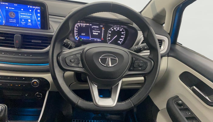 2022 Tata ALTROZ XZ PETROL, Petrol, Manual, 17,462 km, Steering Wheel Close Up