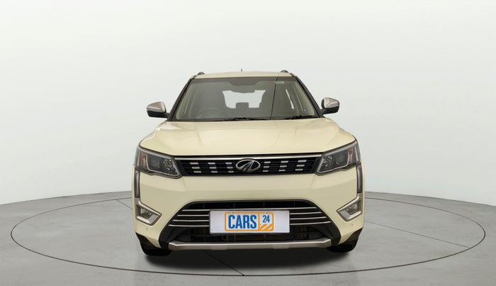 2022 Mahindra XUV300 W8 (O) 1.5 DIESEL, Diesel, Manual, 57,976 km, Front