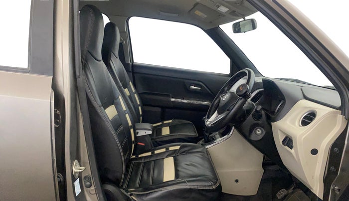 2019 Maruti New Wagon-R ZXI 1.2, Petrol, Manual, 42,205 km, Right Side Front Door Cabin