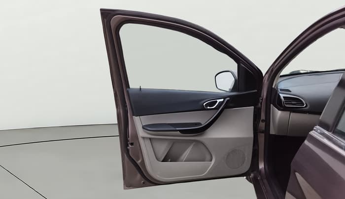 2017 Tata Tiago XZA PETROL, Petrol, Automatic, 42,068 km, LHS Front Door