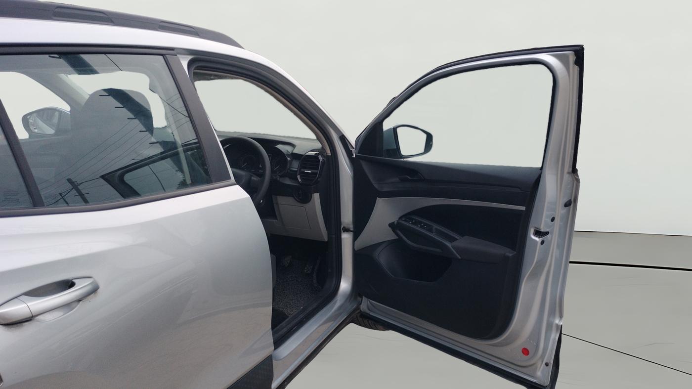 2025 Skoda Kylaq Classic, Petrol, Manual, 21,144 km, RHS Front Door
