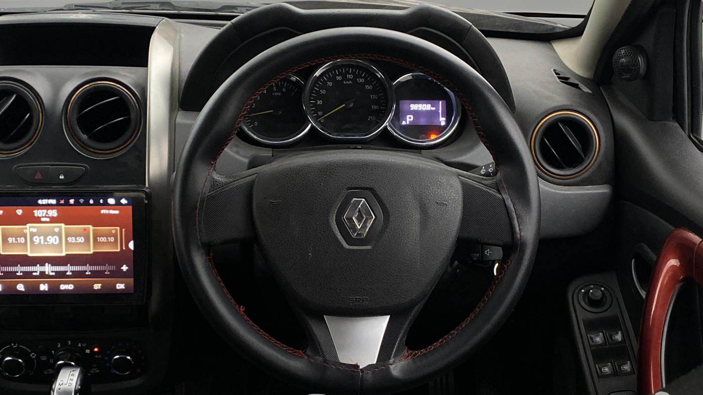 2017 Renault Duster RXS CVT, Petrol, Automatic, 55,000 km, Steering Wheel Close Up