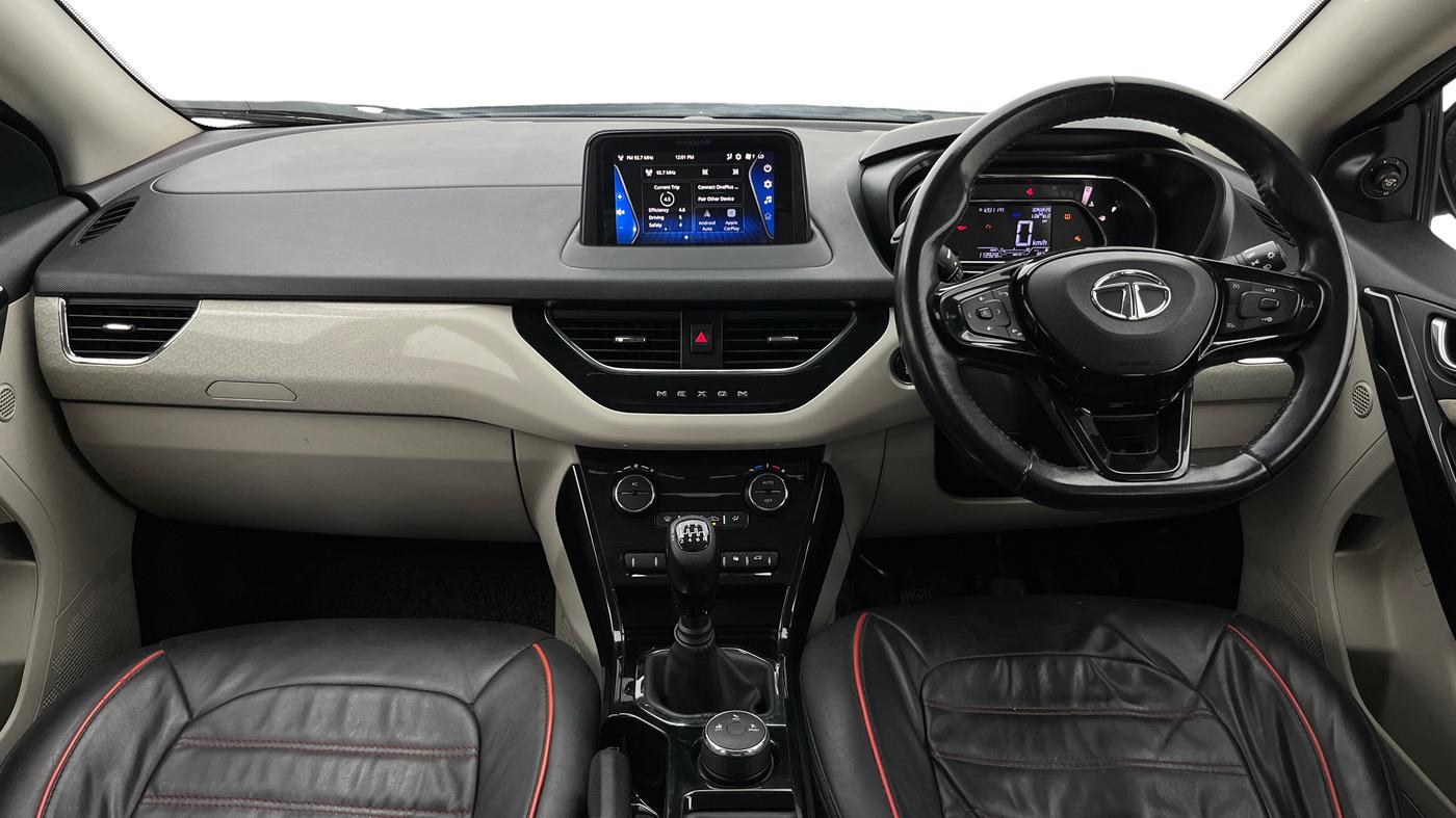 2022 Tata NEXON XZ PLUS DIESEL SUNROOF, Diesel, Manual, 1,13,927 km, Dashboard