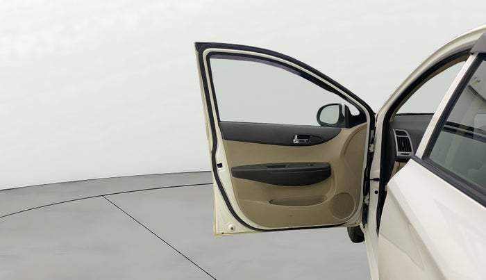 2013 Hyundai i20 MAGNA 1.2, Petrol, Manual, 66,167 km, LHS Front Door