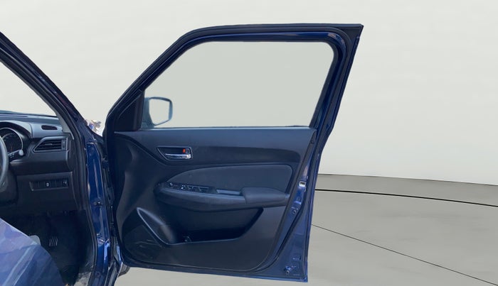 2021 Maruti Swift VXI, Petrol, Manual, 51,813 km, RHS Front Door