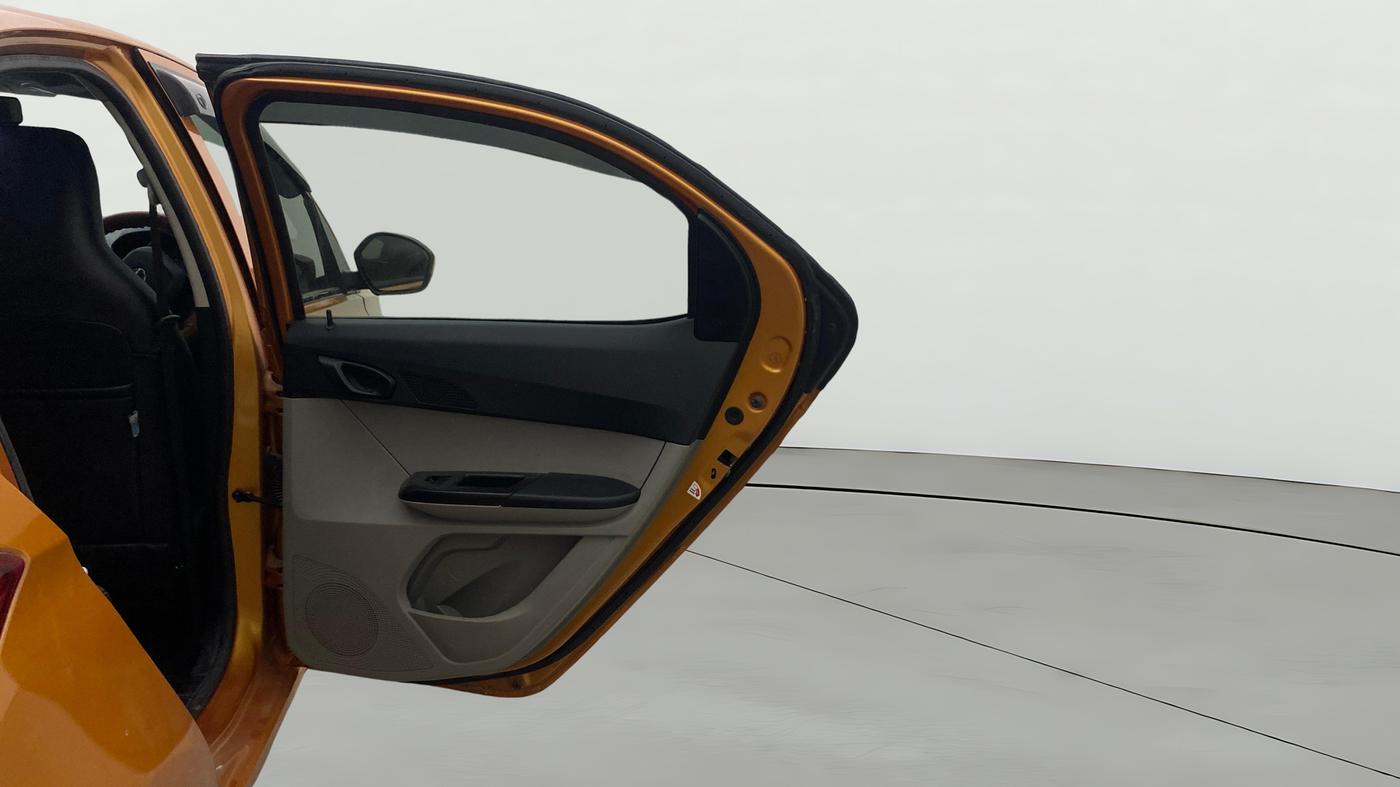 2018 Tata Tiago XM PETROL, Petrol, Manual, 59,841 km, RHS Rear Door