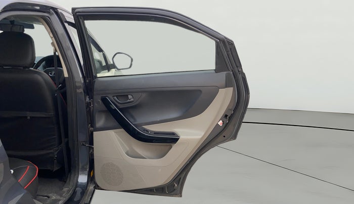 2018 Tata NEXON XM PETROL, Petrol, Manual, 50,930 km, RHS Rear Door