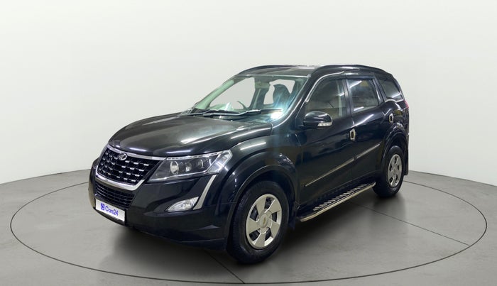 2019 Mahindra XUV500 W7, Diesel, Manual, 1,03,090 km, Left Front Diagonal