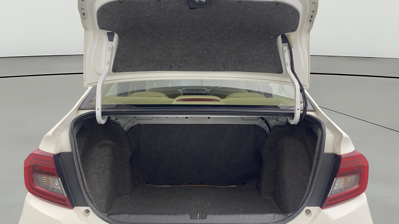 2024 Honda Amaze 1.2L I-VTEC VX CVT, Petrol, Automatic, 11,697 km, Boot Open Zoomed View