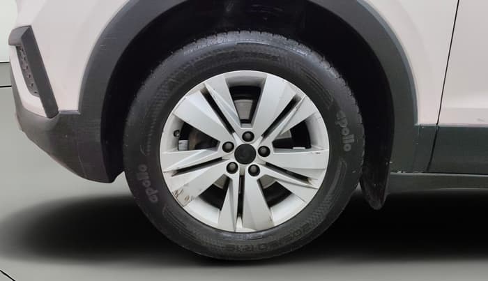 2021 Skoda KUSHAQ AMBITION 1.0L TSI AT, Petrol, Automatic, 1,12,663 km, Left Front Wheel