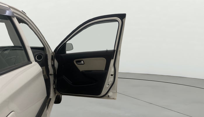 2022 Maruti Alto LXI OPT CNG, CNG, Manual, 44,095 km, RHS Front Door